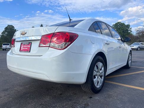 Used 2012 Chevrolet Cruze LS w/ Connectivity Package FWD image 6