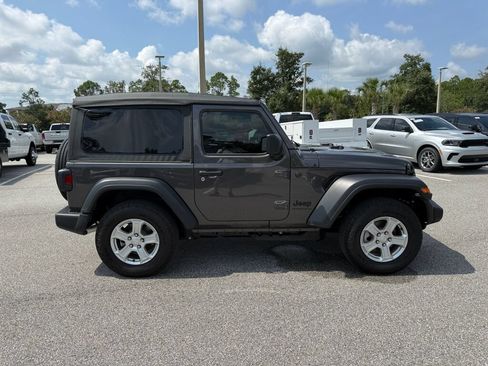 Used 2026 Jeep Wrangler Sport AWD/4WD image 2