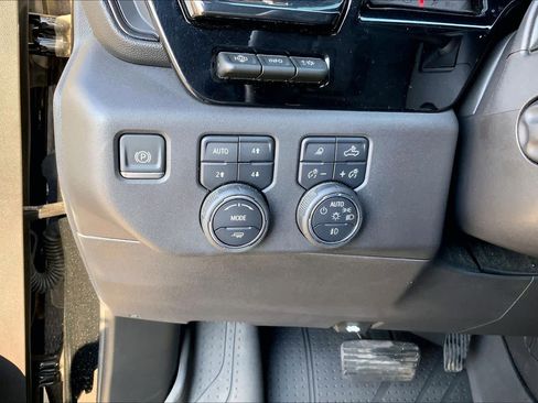 Certified 2024 Chevrolet Silverado 1500 ZR2 w/ Technology Package image 31