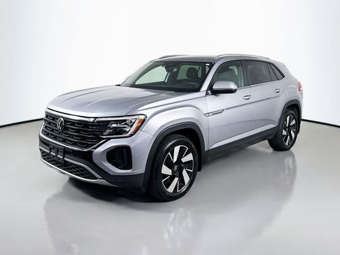 Used 2024 Volkswagen Atlas Cross Sport SE w/ Panoramic Sunroof Package image 1