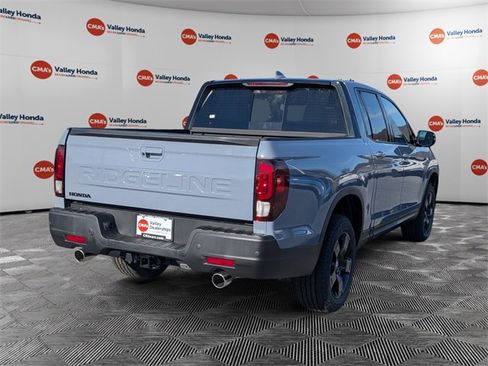New 2026 Honda Ridgeline Black Edition image 5