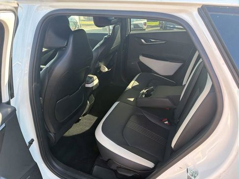 Certified 2022 Kia EV6 GT-Line image 9