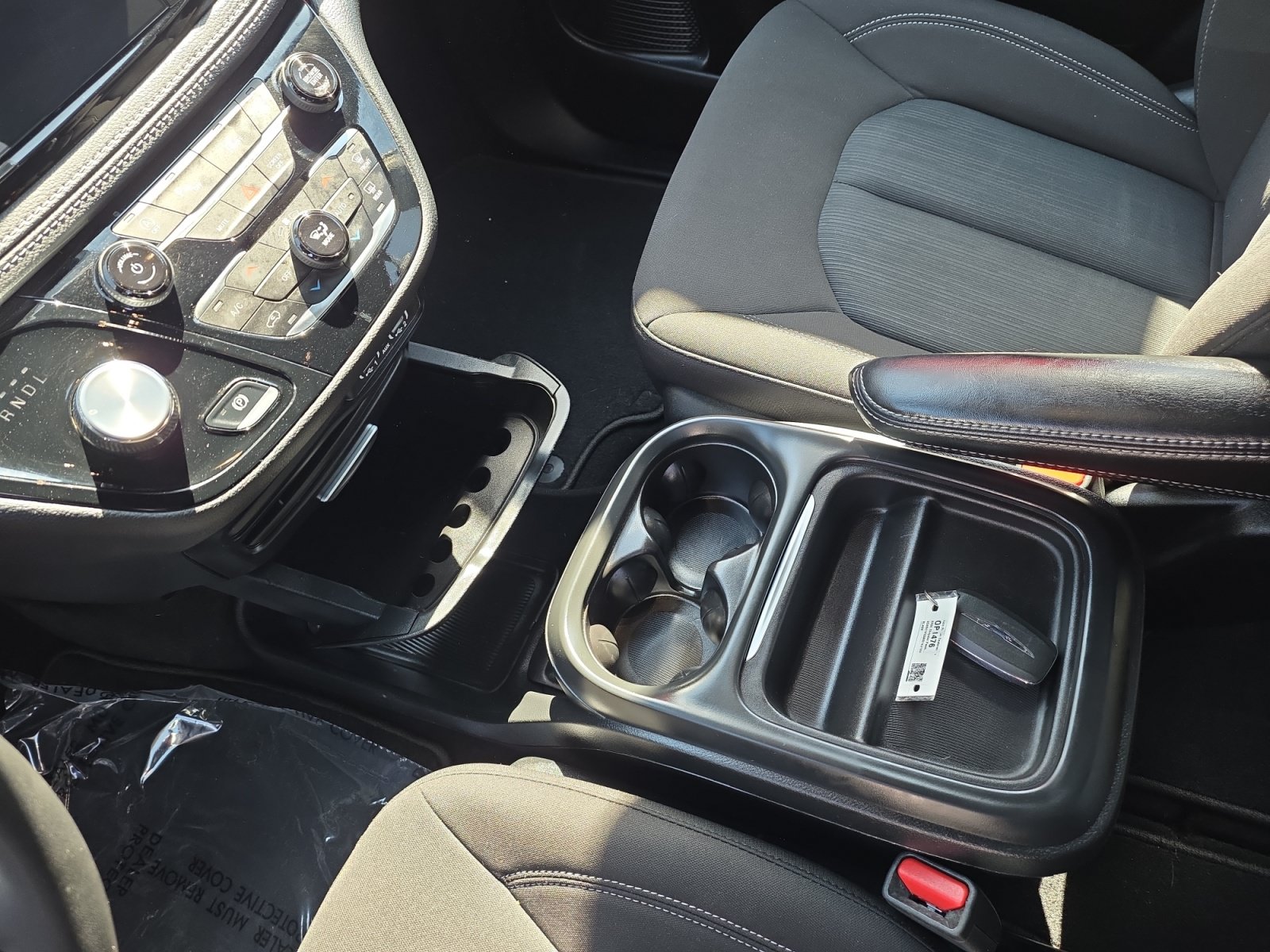 Used 2024 Chrysler Pacifica Touring FWD image 19