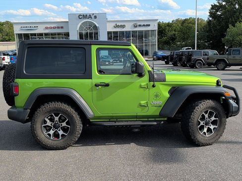 Used 2019 Jeep Wrangler Sport AWD/4WD image 8