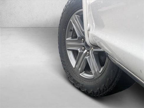 Used 2019 Ford F150 Lariat w/ Equipment Group 502A Luxury image 10