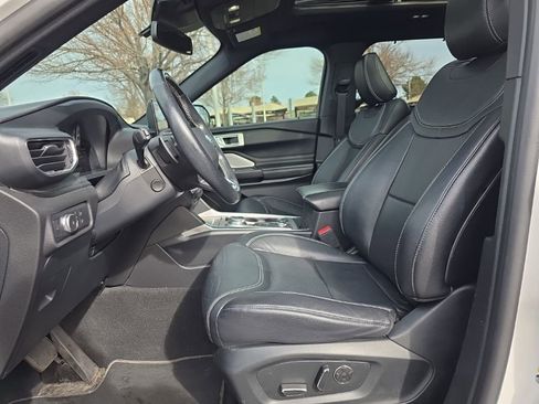 Used 2020 Ford Explorer ST w/ Premium Technology Package image 12