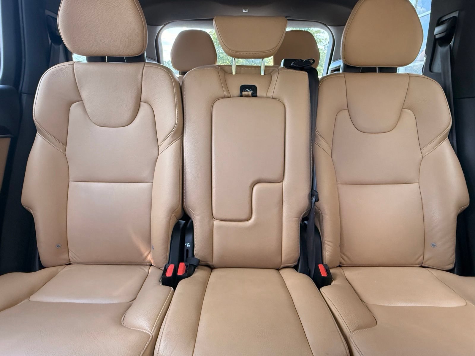Used 2019 Volvo XC90 T6 Momentum w/ Advanced Package AWD/4WD image 40