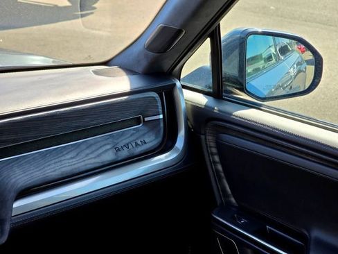 Used 2022 Rivian R1S Launch Edition AWD/4WD image 23