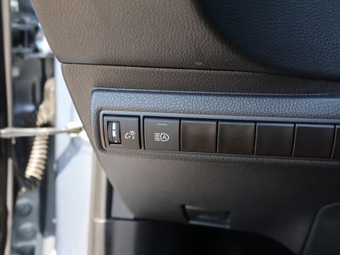 Used 2025 Toyota Corolla LE FWD image 26