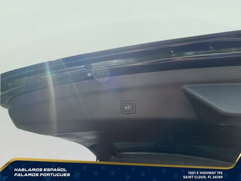 Certified 2025 GMC Yukon XL Denali AWD/4WD image 29