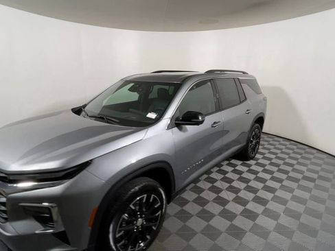 New 2026 Chevrolet Traverse LT w/ Sun and Wheel Package image 4