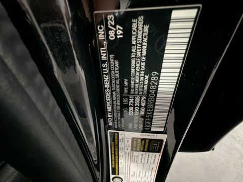 Used 2024 Mercedes-Benz GLS 450 4MATIC image 35