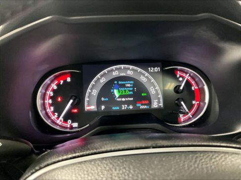 Used 2025 Toyota RAV4 XLE Premium image 25