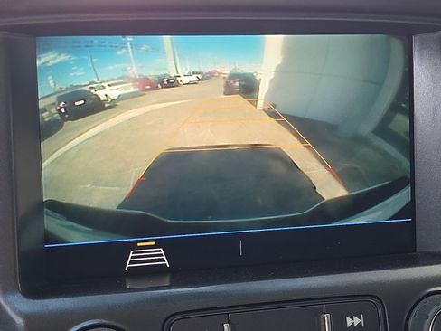 Used 2022 Chevrolet Colorado LT w/ Fleet Safety Package image 8