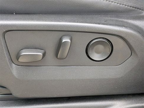 Used 2024 Chevrolet Tahoe LT image 23