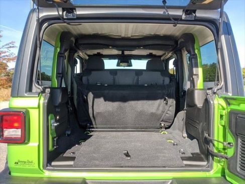 Certified 2025 Jeep Wrangler Sport S image 34