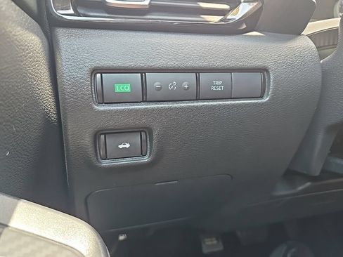 Used 2023 Nissan Sentra SV w/ Trunk Package FWD image 37