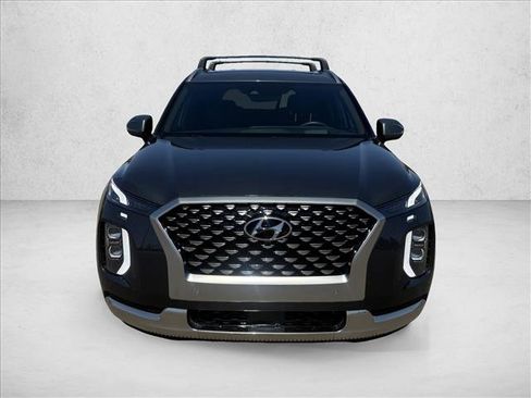 Used 2022 Hyundai Palisade Calligraphy FWD image 2