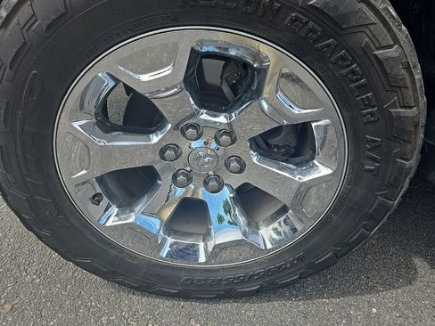 Used 2019 RAM 1500 Big Horn AWD/4WD image 39