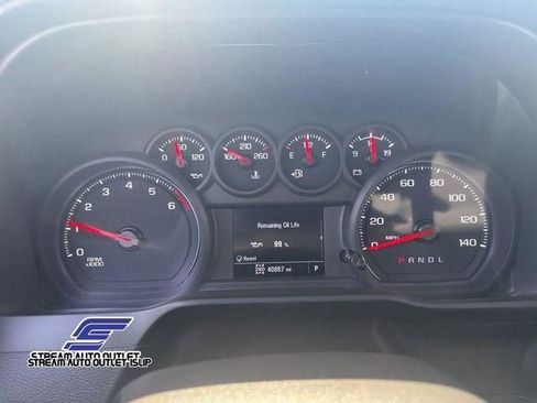 Used 2022 Chevrolet Silverado 2500 Custom w/ Snow Plow Prep/Camper Package image 32