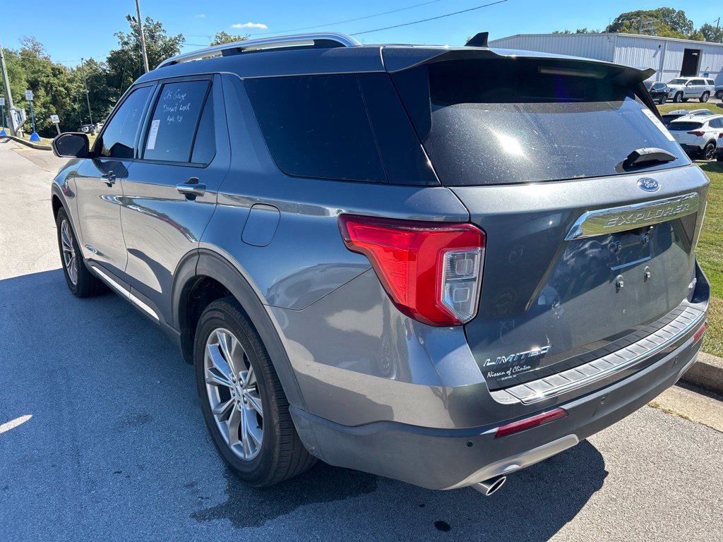 Used 2022 Ford Explorer Limited w/ Equipment Group 301A AWD/4WD image 4