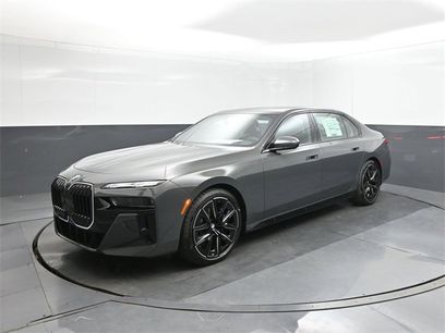 New 2025 BMW 740i xDrive w/ Executive Package