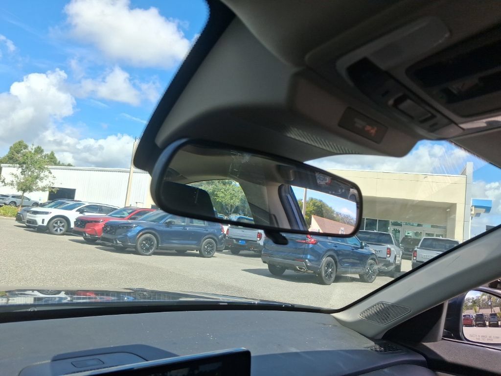 Certified 2025 Honda Accord SE image 26