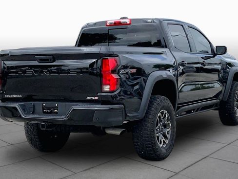Used 2024 Chevrolet Colorado ZR2 w/ Safety Package AWD/4WD image 13