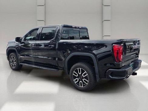 Certified 2021 GMC Sierra 1500 AT4 w/ AT4 Premium Package AWD/4WD image 3