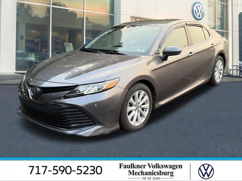 Used 2019 Toyota Camry LE FWD image 1