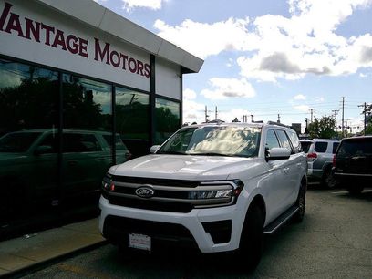 Used 2023 Ford Expedition XLT
