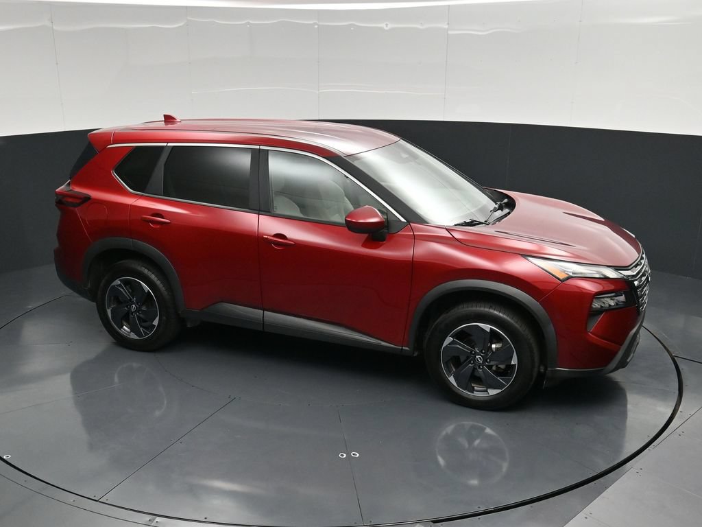 Used 2025 Nissan Rogue SV AWD/4WD image 46