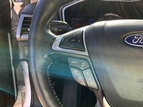 Used 2020 Ford Fusion SE w/ Equipment Group 151A image 22