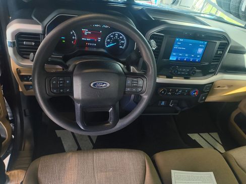 Used 2023 Ford F150 XLT image 11
