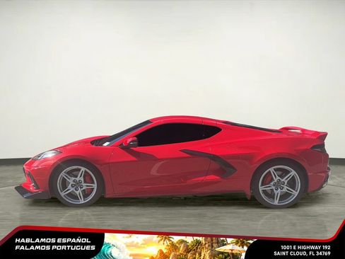 Used 2023 Chevrolet Corvette Stingray Preferred Cpe w/ Z51 Performance Package RWD image 3