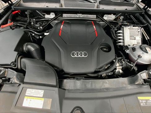 Used 2023 Audi SQ5 Premium Plus w/ Premium Plus Package AWD/4WD image 29