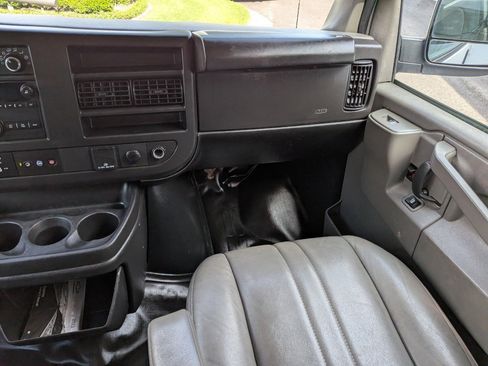 Used 2023 Chevrolet Express 3500 LS image 13