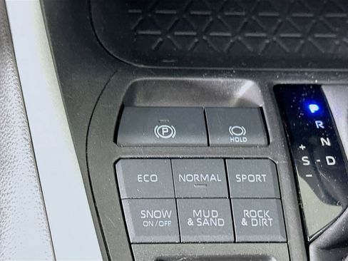 Used 2024 Toyota RAV4 LE image 25