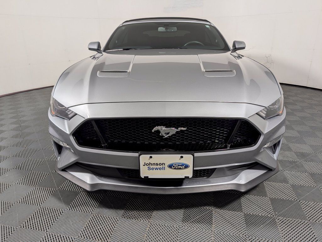 Used 2020 Ford Mustang GT Premium RWD image 3
