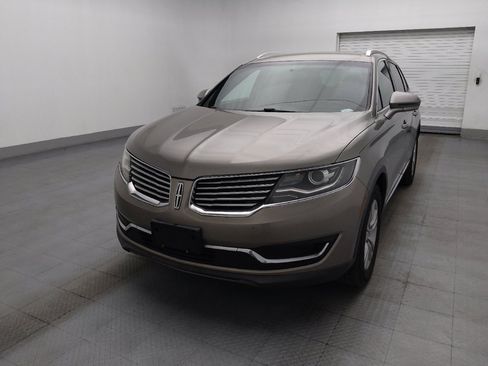 Used 2016 Lincoln MKX Premiere w/ Cargo Accessories Package FWD image 15