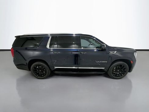 Certified 2023 GMC Yukon XL SLT w/ SLT Luxury Package RWD image 8