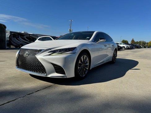 Used 2018 Lexus LS 500 image 3