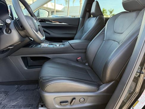 Used 2025 INFINITI QX60 Pure image 13