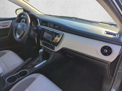 Used 2017 Toyota Corolla L image 24