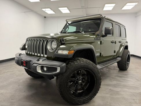 Used 2021 Jeep Wrangler Unlimited Sahara w/ Uconnect 4C Nav & Sound Group AWD/4WD image 2