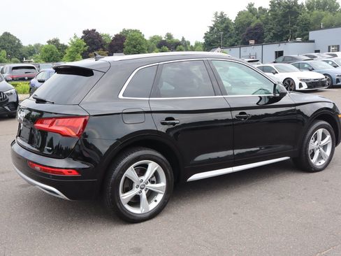 Used 2020 Audi Q5 2.0T Premium w/ Convenience Package AWD/4WD image 5