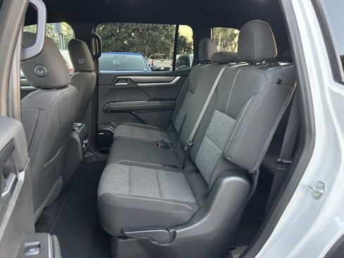 Certified 2025 GMC Acadia Elevation image 15