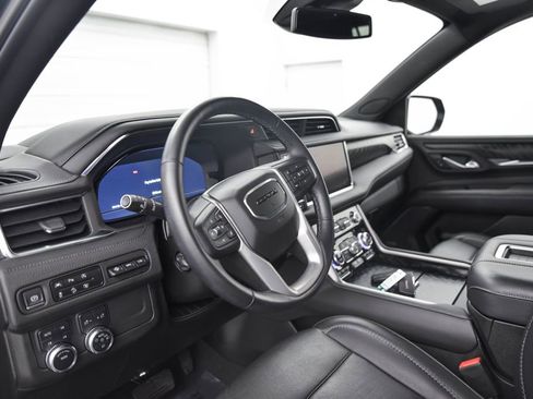 Used 2023 GMC Yukon Denali image 18