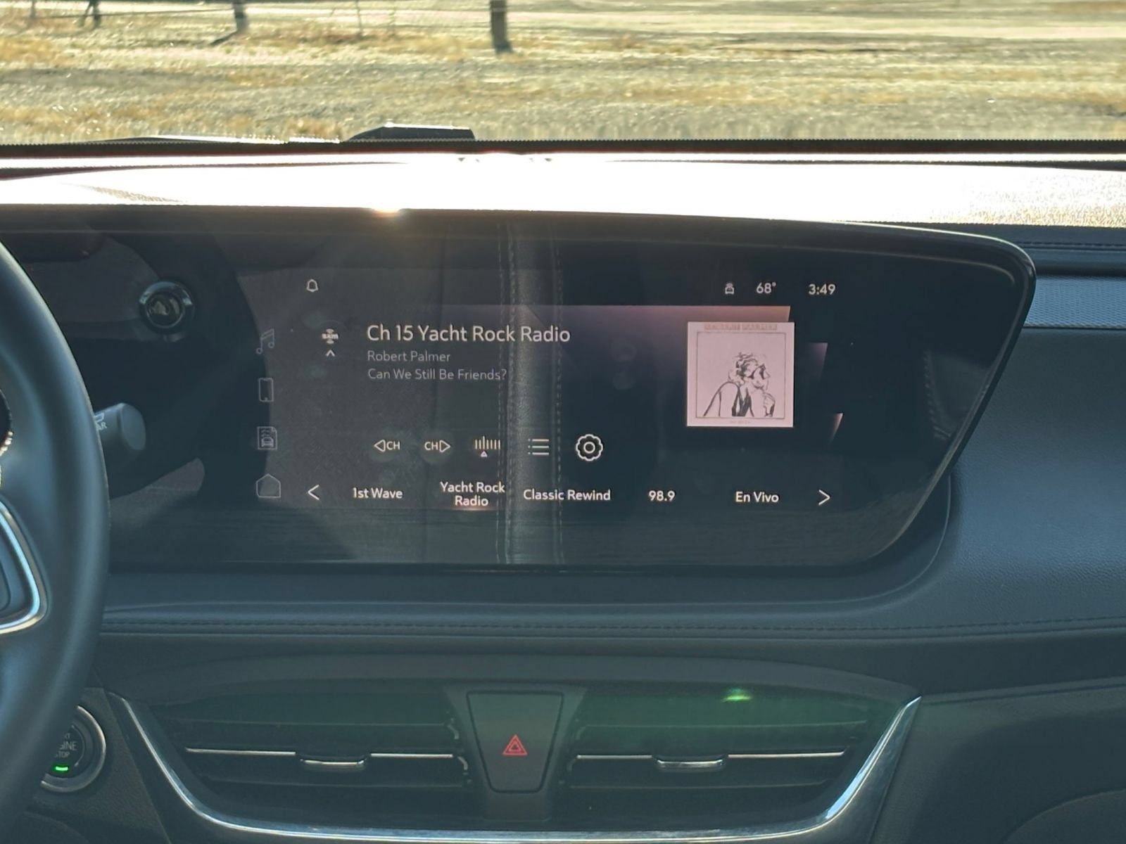 Used 2025 Buick Encore GX Preferred AWD/4WD image 16