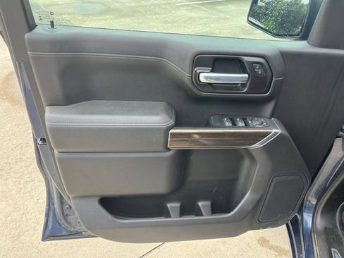 Used 2021 Chevrolet Silverado 1500 LT RWD image 12